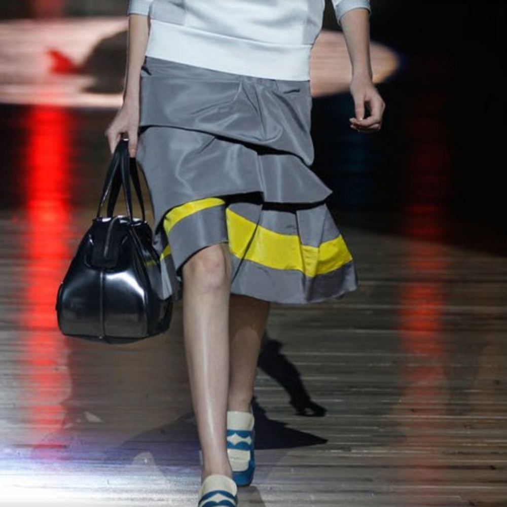 Runway NWT Marc Jacobs Skirt Sz8 Asymmetrical $900
